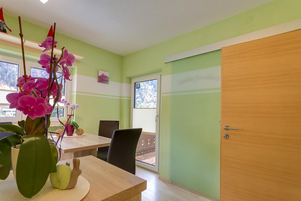 Biancas Ferienwohnung Im Haus Roswitha Tumpen Extérieur photo
