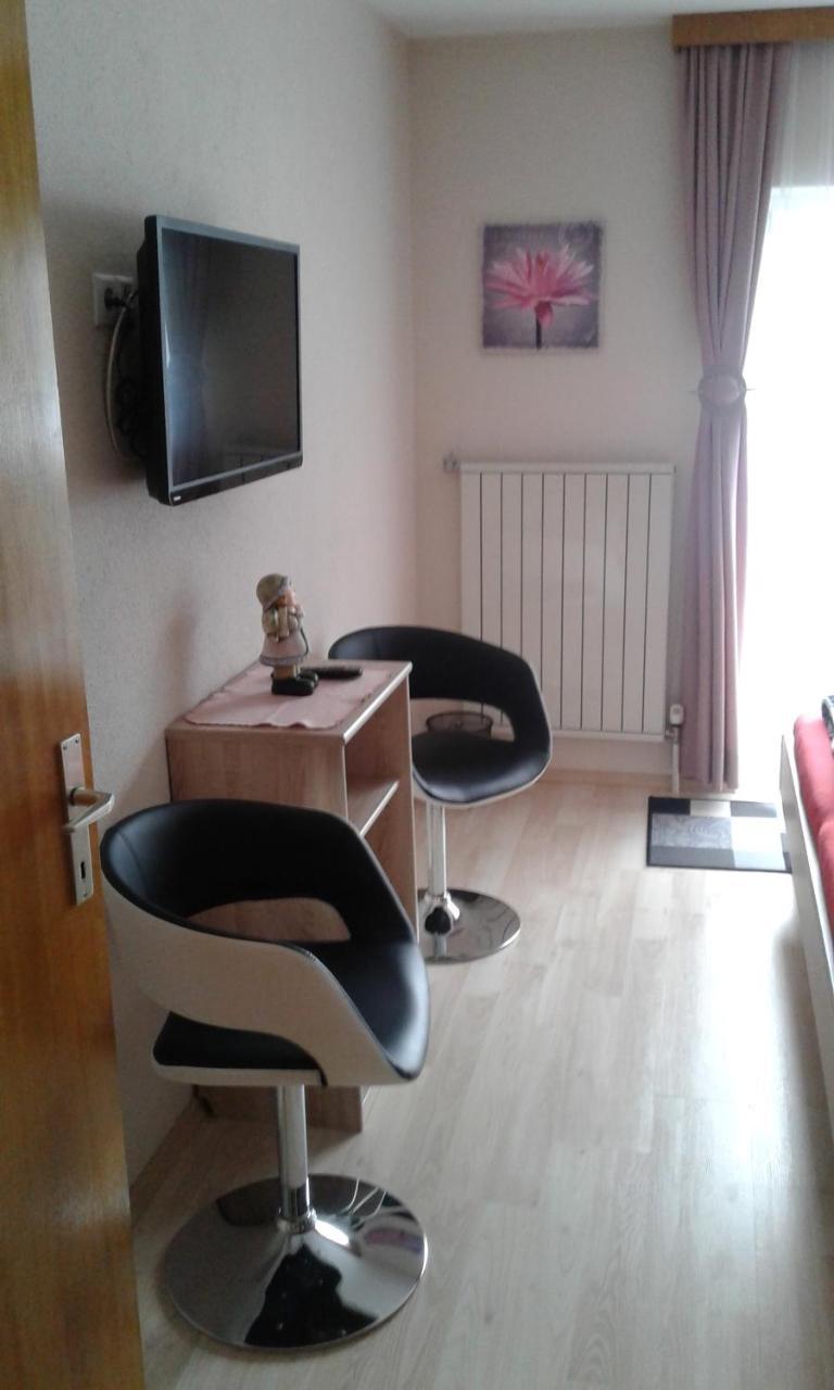 Biancas Ferienwohnung Im Haus Roswitha Tumpen Extérieur photo
